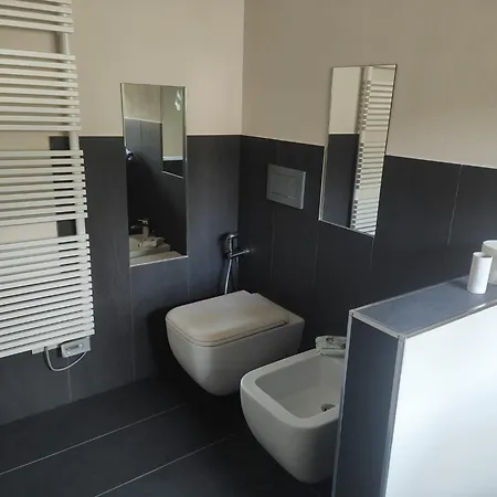 Barbero - Ensuite Bathroom In New * Novara